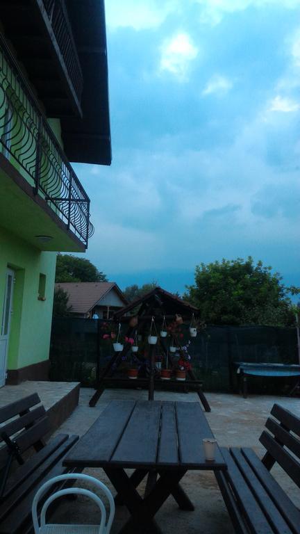 Baza Sportiva Adelina Hotel คุมปูลุง ภายนอก รูปภาพ